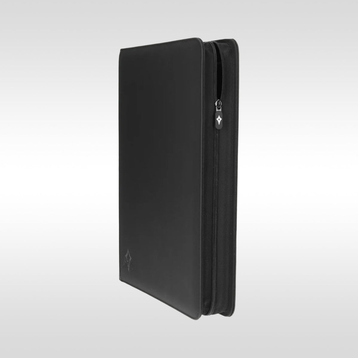 Binder premium toploader 9 cases Arkane Shield – portfolio noir zippé vue de profil pour cartes TCG